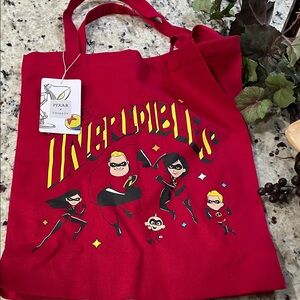 NWT Primark Superhero Kids Authentic Pixar THE INCREDIBLES- Red, Yellow, & Black